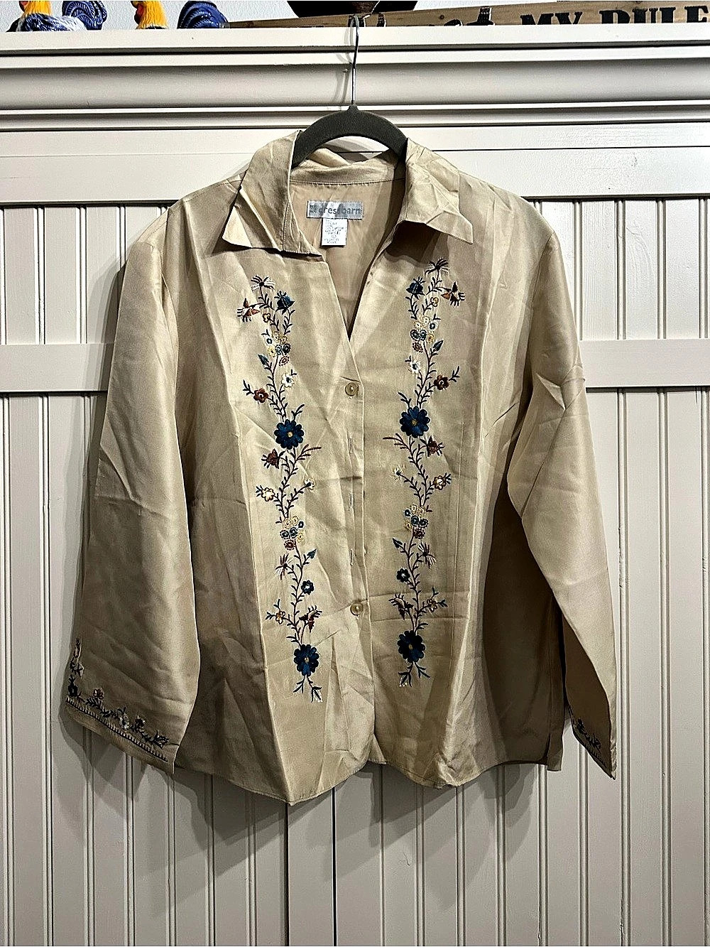 dressbarn Embroidered Silk Blouse in Cream Size L